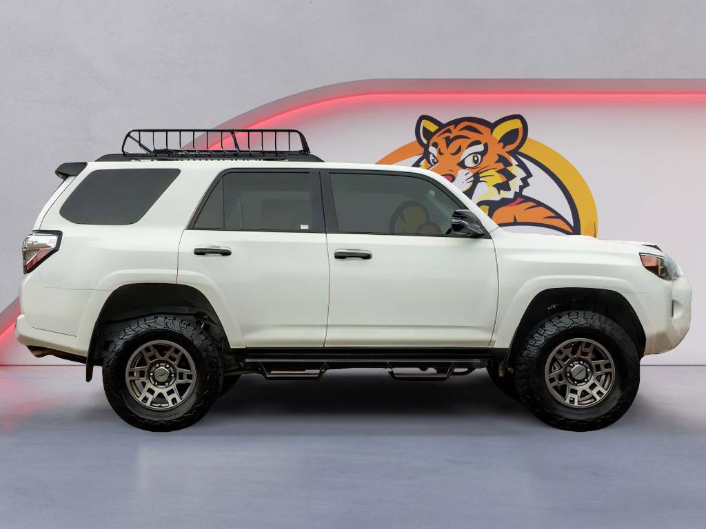 Used 2021 Toyota 4Runner Venture w/ Moonroof Package AWD/4WD image 4