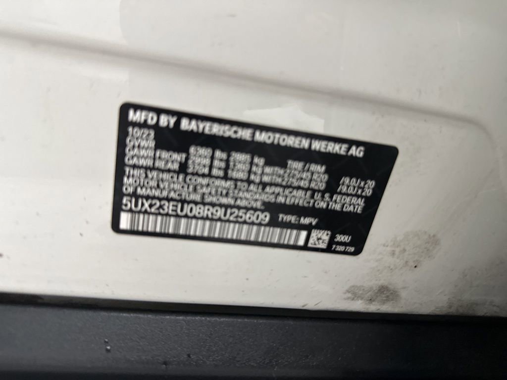 Used 2024 BMW X5 xDrive40i w/ Parking Assistance Package AWD/4WD image 30