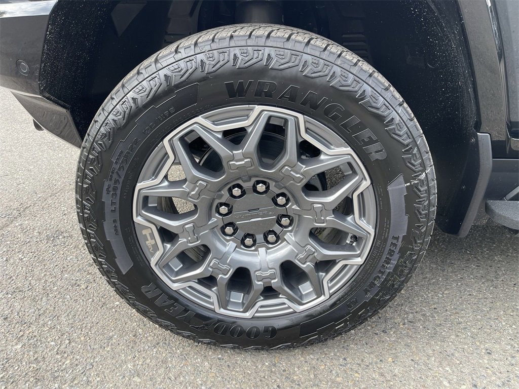 New 2026 GMC Hummer EV 4x4 Crew Cab image 33