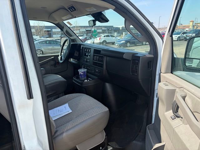Used 2019 Chevrolet Express 3500 LT w/ LT Preferred Equipment Group image 8