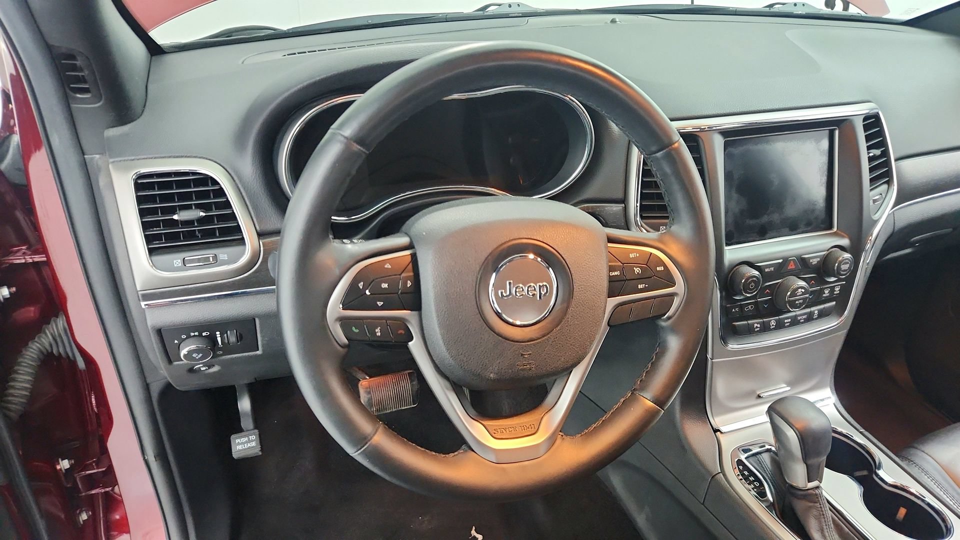 Used 2018 Jeep Grand Cherokee Limited AWD/4WD image 18
