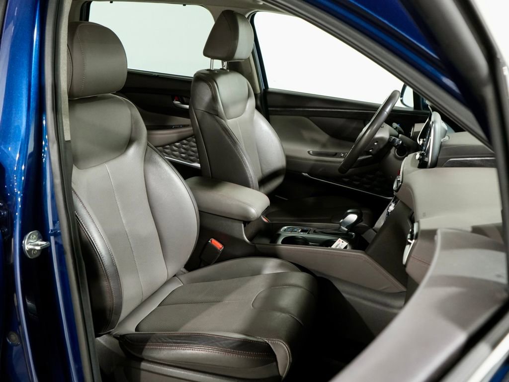 Used 2020 Hyundai Santa Fe Limited image 25