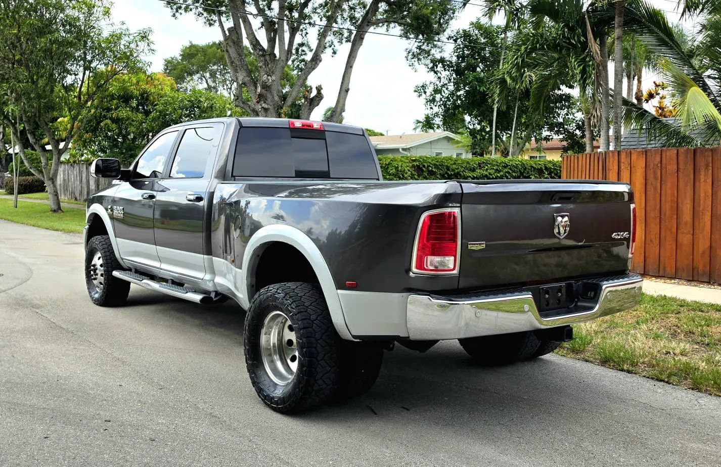 Used 2017 RAM 3500 Laramie AWD/4WD image 11