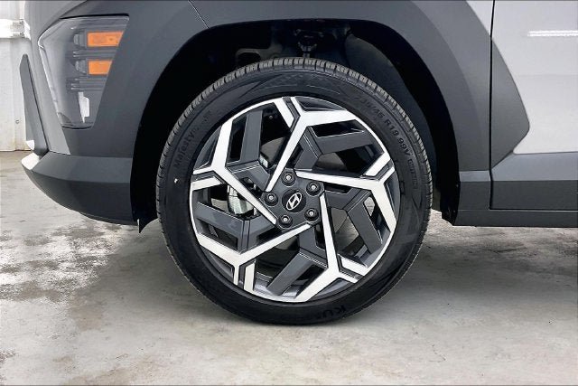 Certified 2026 Hyundai Kona SEL Premium AWD/4WD image 10