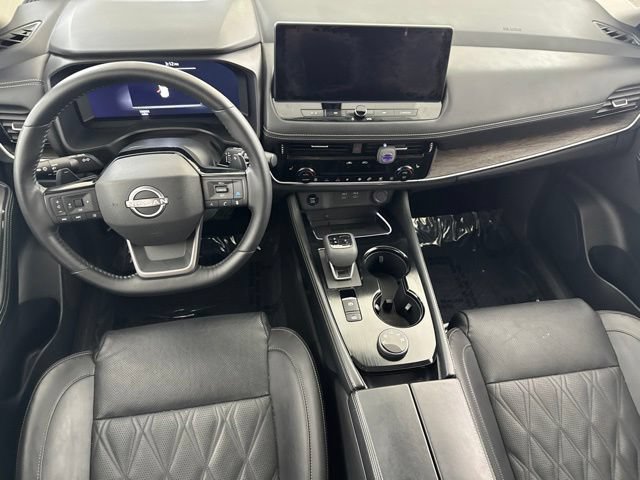 Certified 2025 Nissan Rogue Platinum w/ Platinum Premium Package AWD/4WD image 22