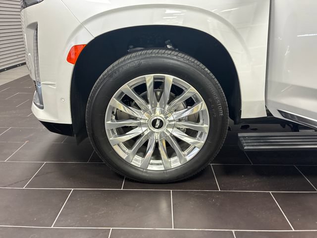 Certified 2024 Cadillac Escalade Premium Luxury w/ Performance Package AWD/4WD image 27