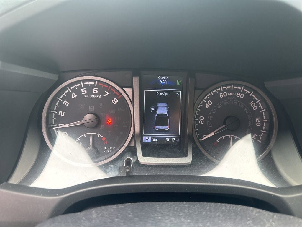 Used 2023 Toyota Tacoma TRD Sport AWD/4WD image 8