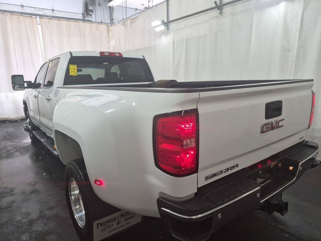 Used 2017 GMC Sierra 3500 SLT w/ Duramax Plus Package AWD/4WD image 4