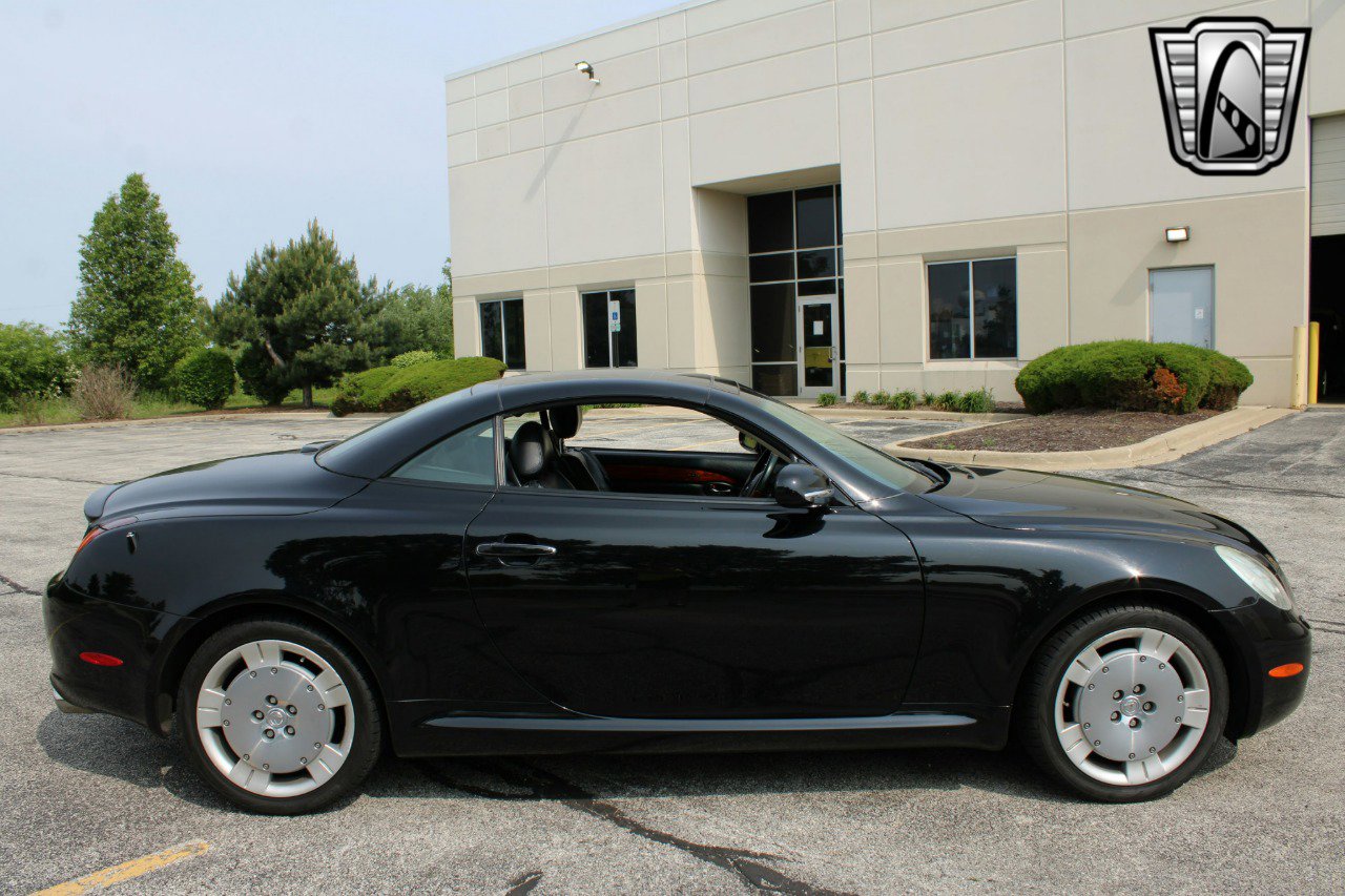 Used 2002 Lexus SC 430 Convertible image 9