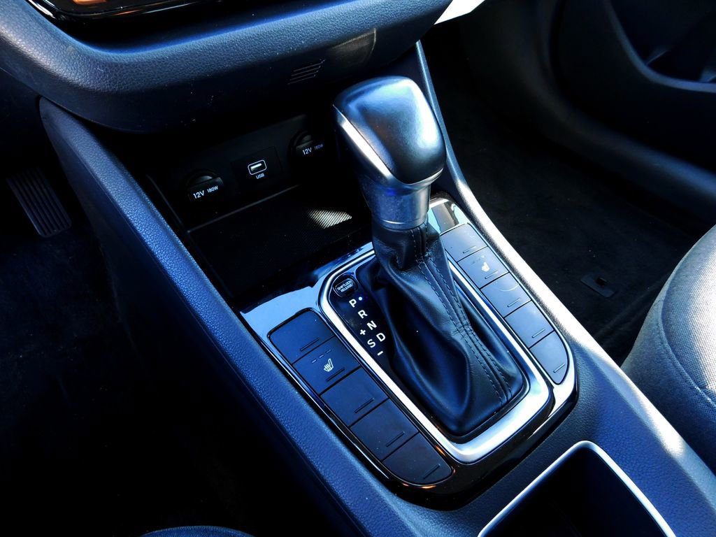 Used 2020 Hyundai Ioniq SE image 15