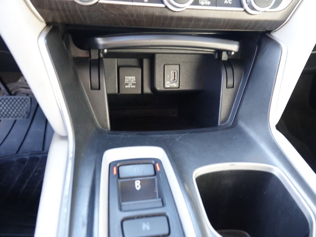 Used 2018 Honda Accord EX-L image 16