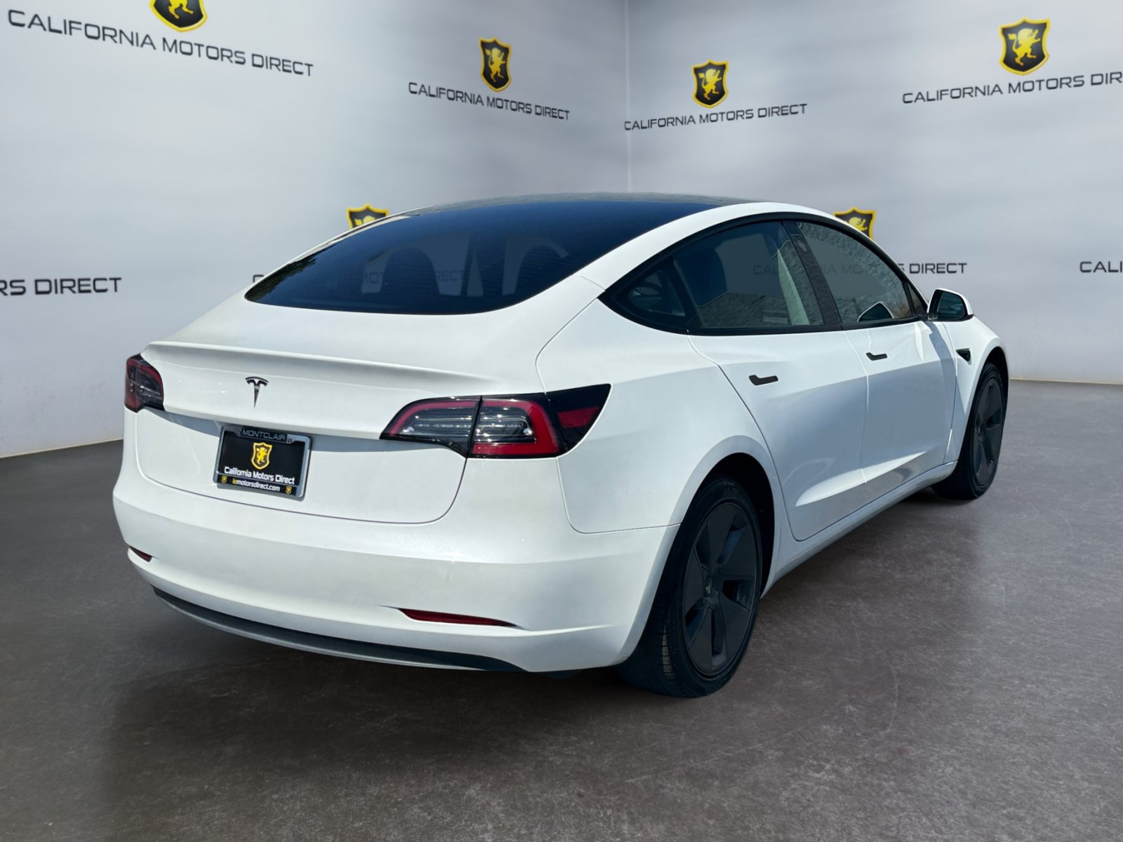 Used 2023 Tesla Model 3 Standard Range RWD image 5