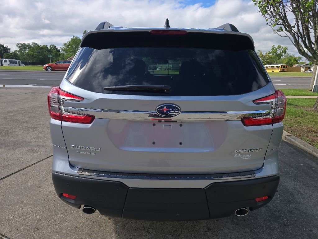 Used 2025 Subaru Ascent Premium AWD/4WD image 7