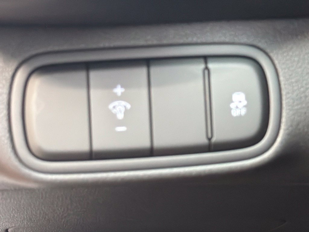 New 2026 Hyundai Venue SEL FWD image 23
