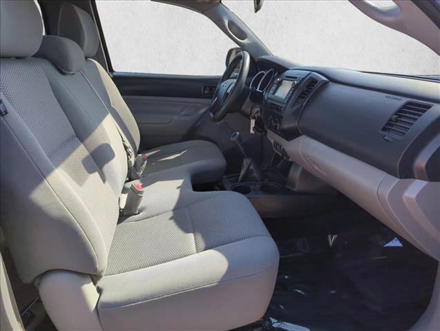 Used 2013 Toyota Tacoma 4x4 Regular Cab image 24