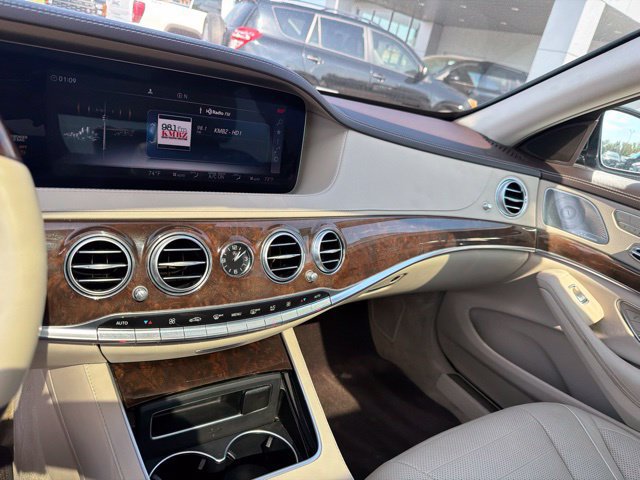Used 2018 Mercedes-Benz S 560 4MATIC Sedan image 19