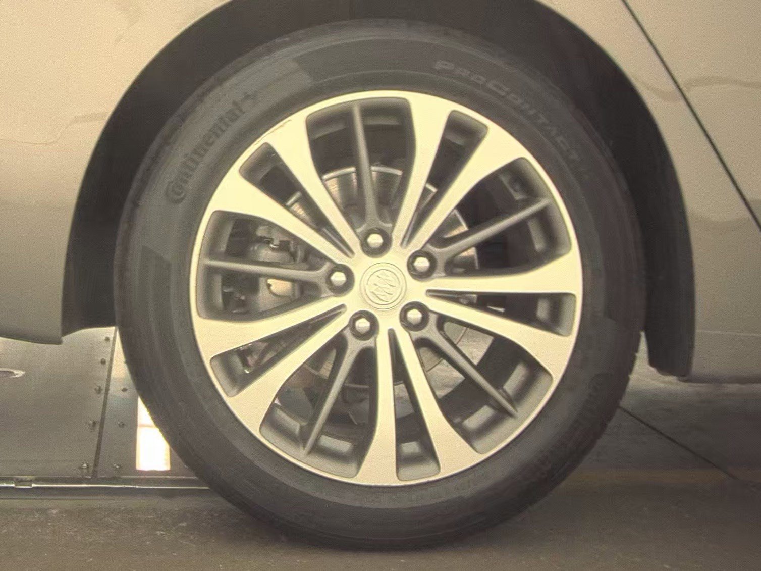 Used 2018 Buick LaCrosse Essence w/ Sights and Sounds Package image 11