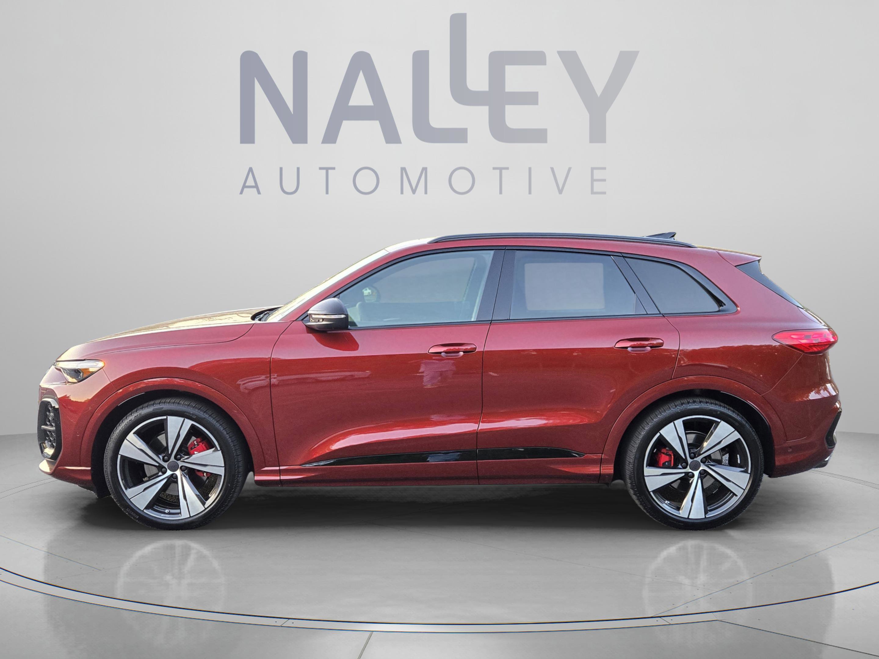 New 2026 Audi SQ5 Premium Plus AWD/4WD image 2