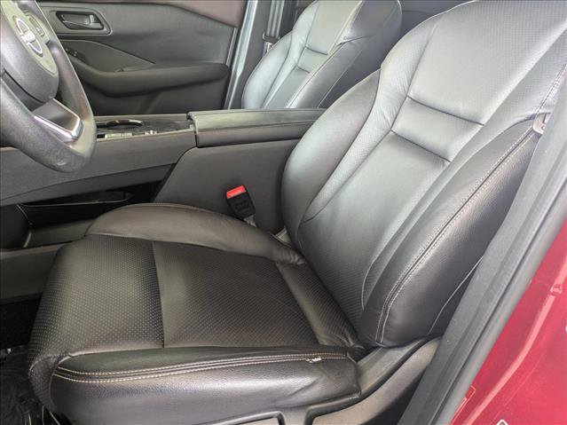 Used 2023 Nissan Rogue S FWD image 15