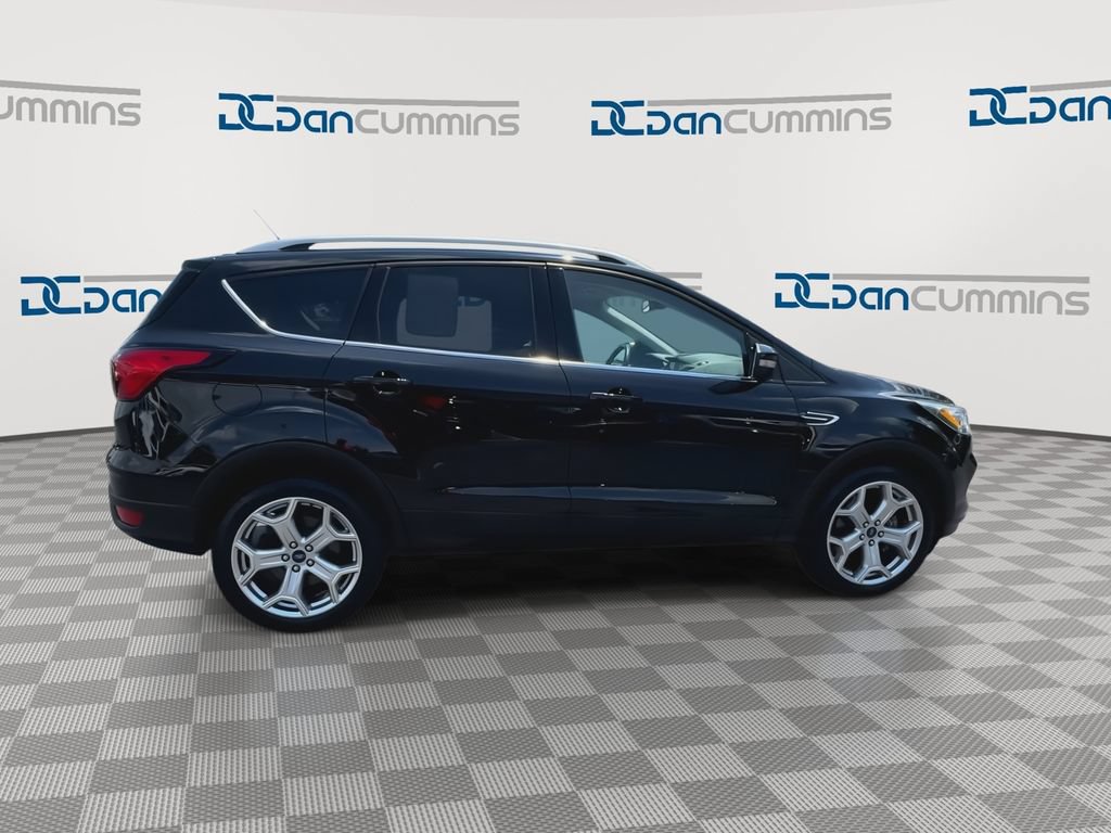 Used 2019 Ford Escape Titanium AWD/4WD image 9