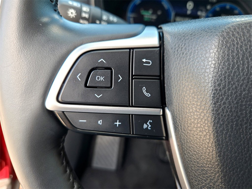 Used 2024 Toyota Grand Highlander Limited image 10