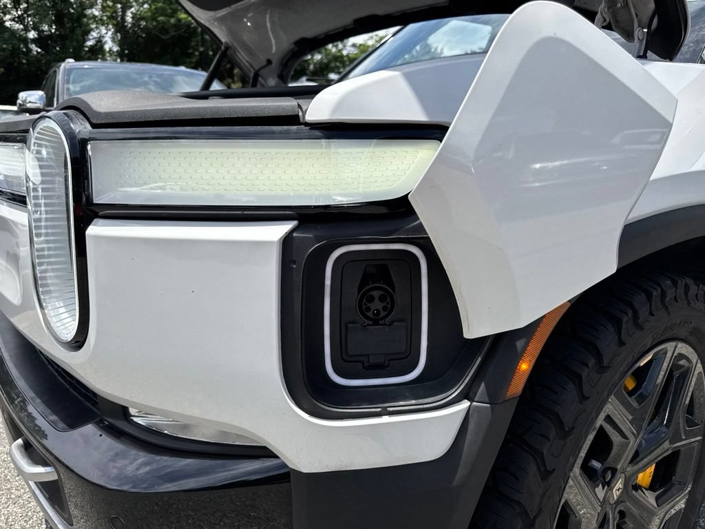 Used 2024 Rivian R1S Adventure AWD/4WD image 20
