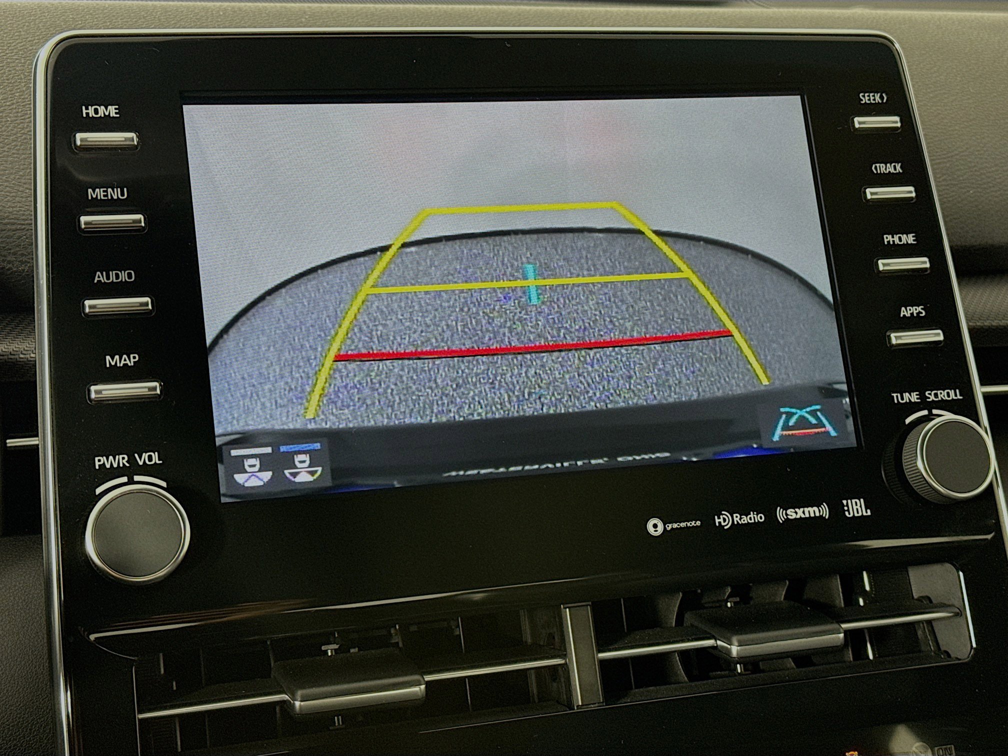 Used 2019 Toyota Avalon XSE image 13