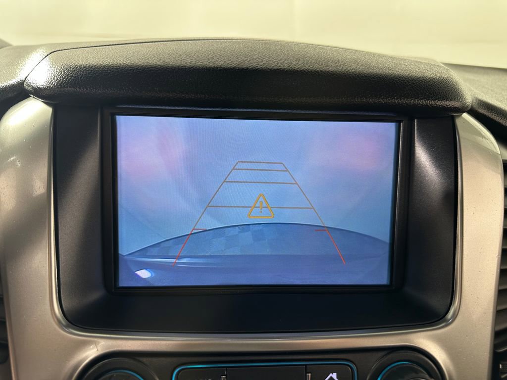 Used 2019 Chevrolet Suburban LT image 29