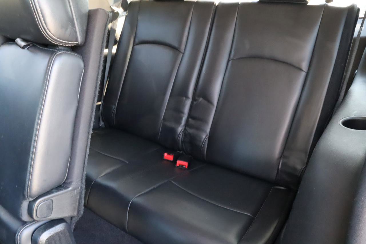 Used 2014 Dodge Journey SXT w/ Flexible Seating Group image 10