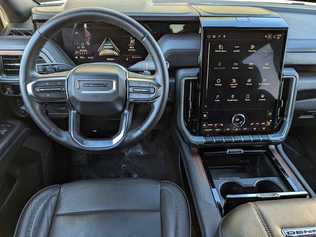 Used 2025 GMC Yukon Denali image 18