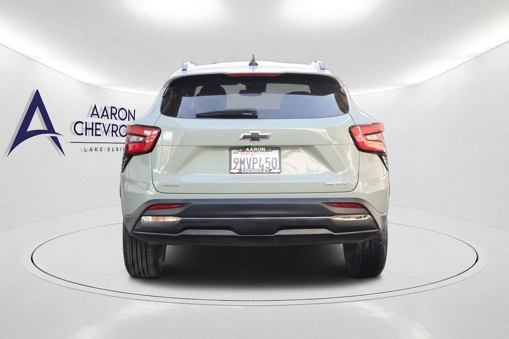 Used 2024 Chevrolet Trax ACTIV FWD image 5