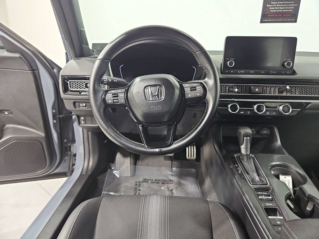 Used 2024 Honda Civic Sport image 13
