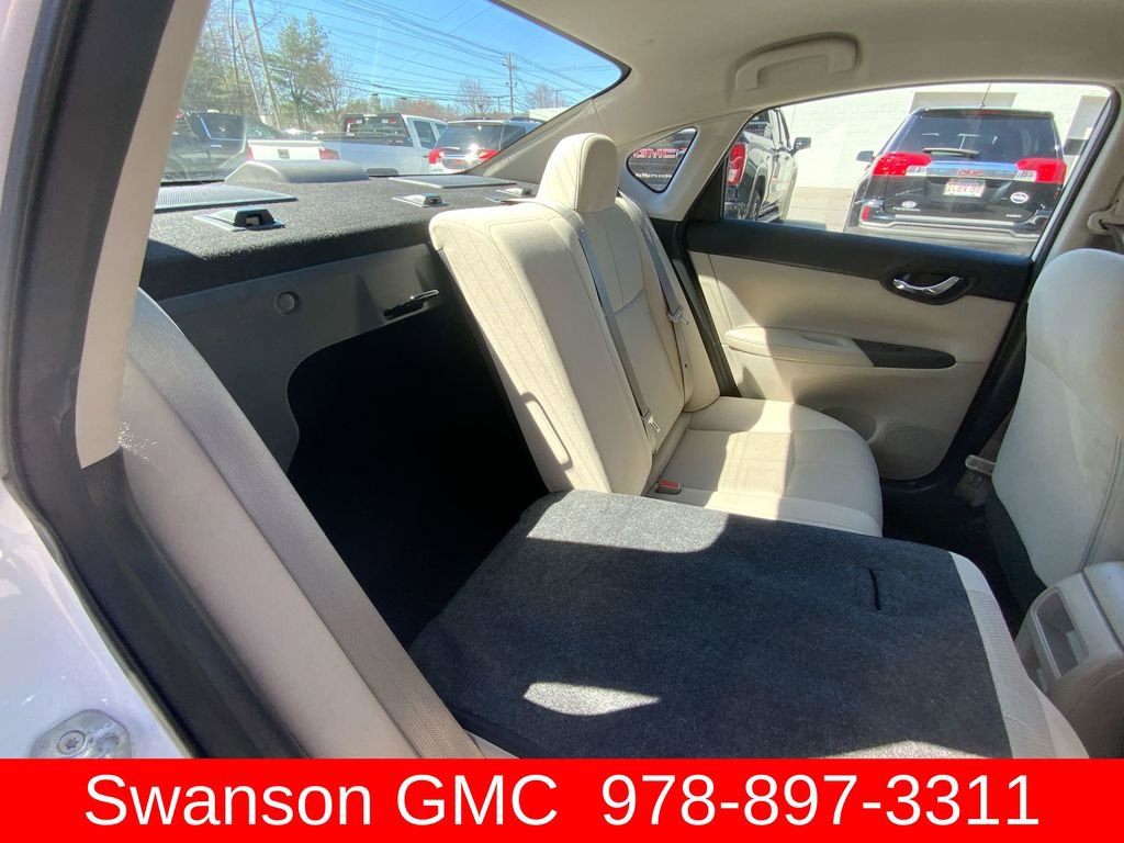 Used 2016 Nissan Sentra S image 29