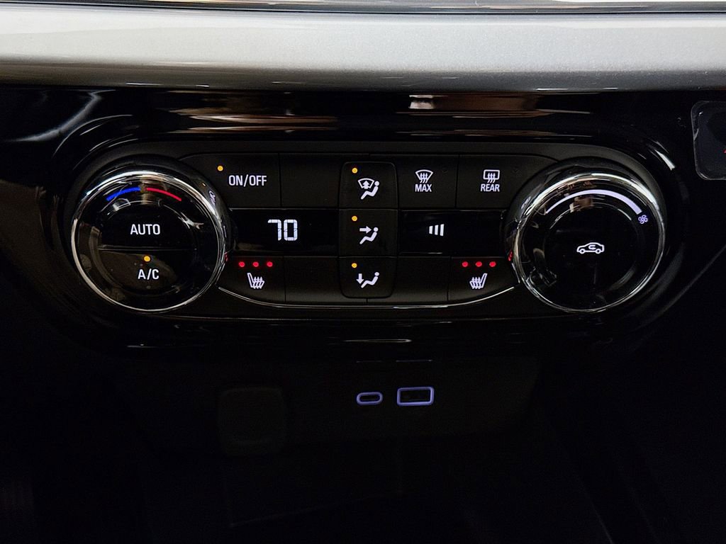 New 2026 Chevrolet Trax LT w/ Driver Confidence Package image 15