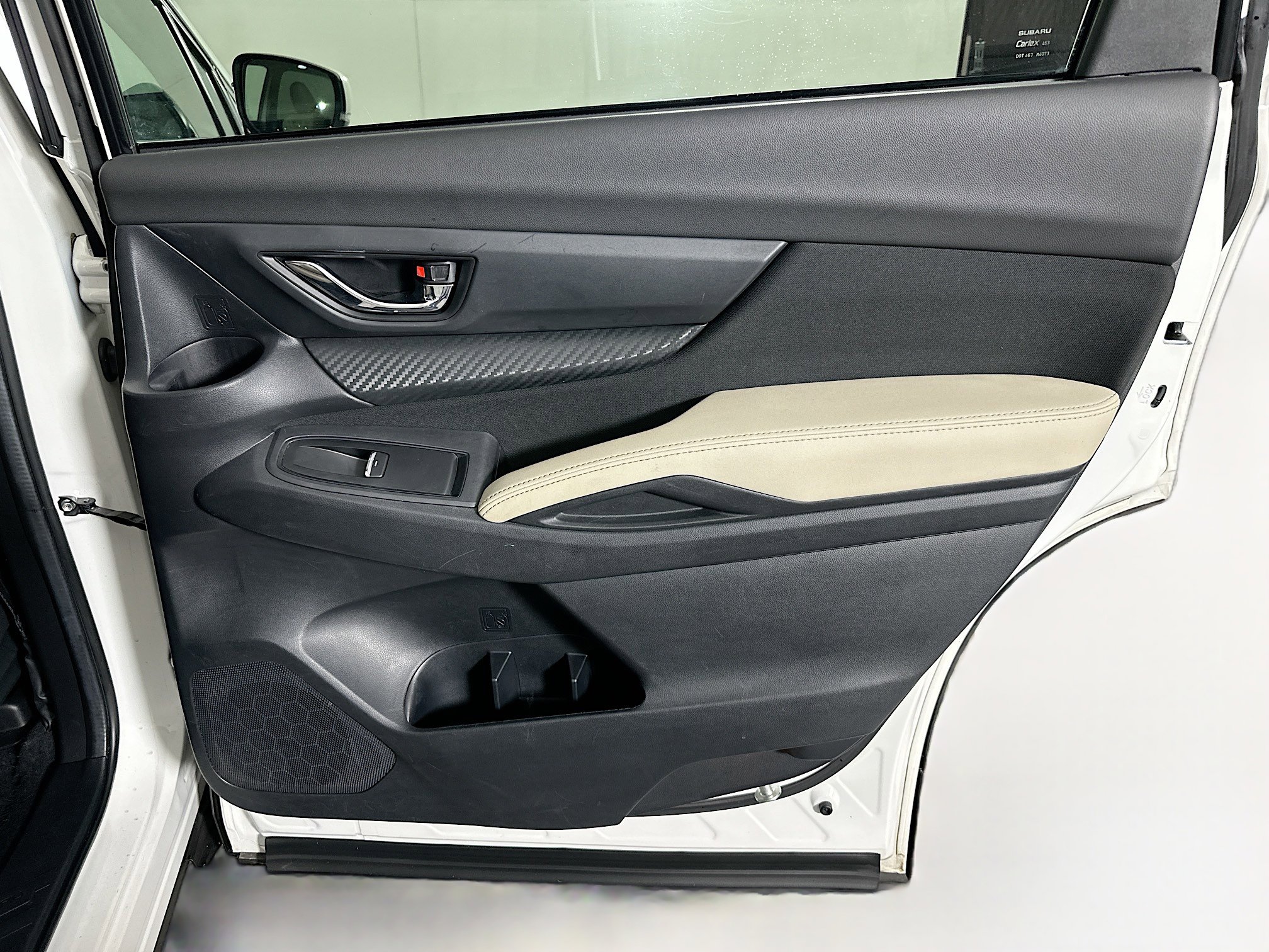 Used 2024 Subaru Ascent Premium w/ Convenience Package image 31