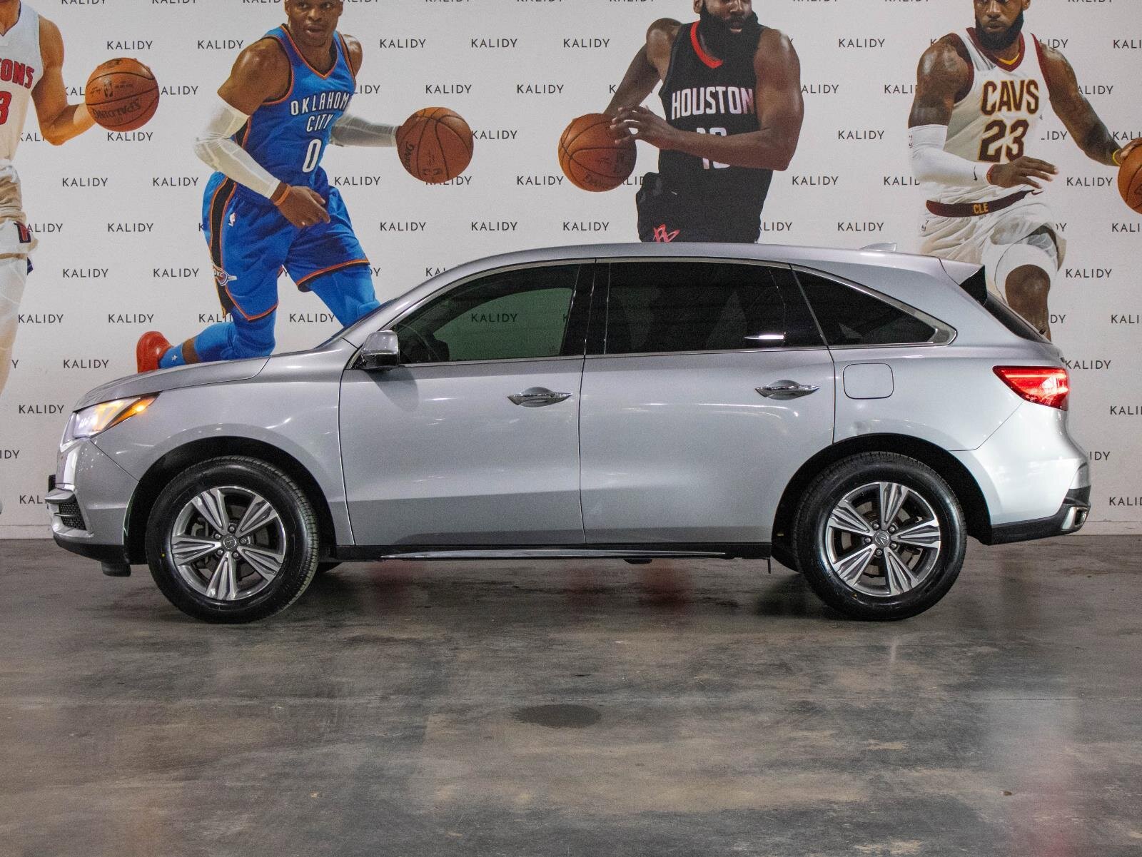 Used 2019 Acura MDX FWD image 17