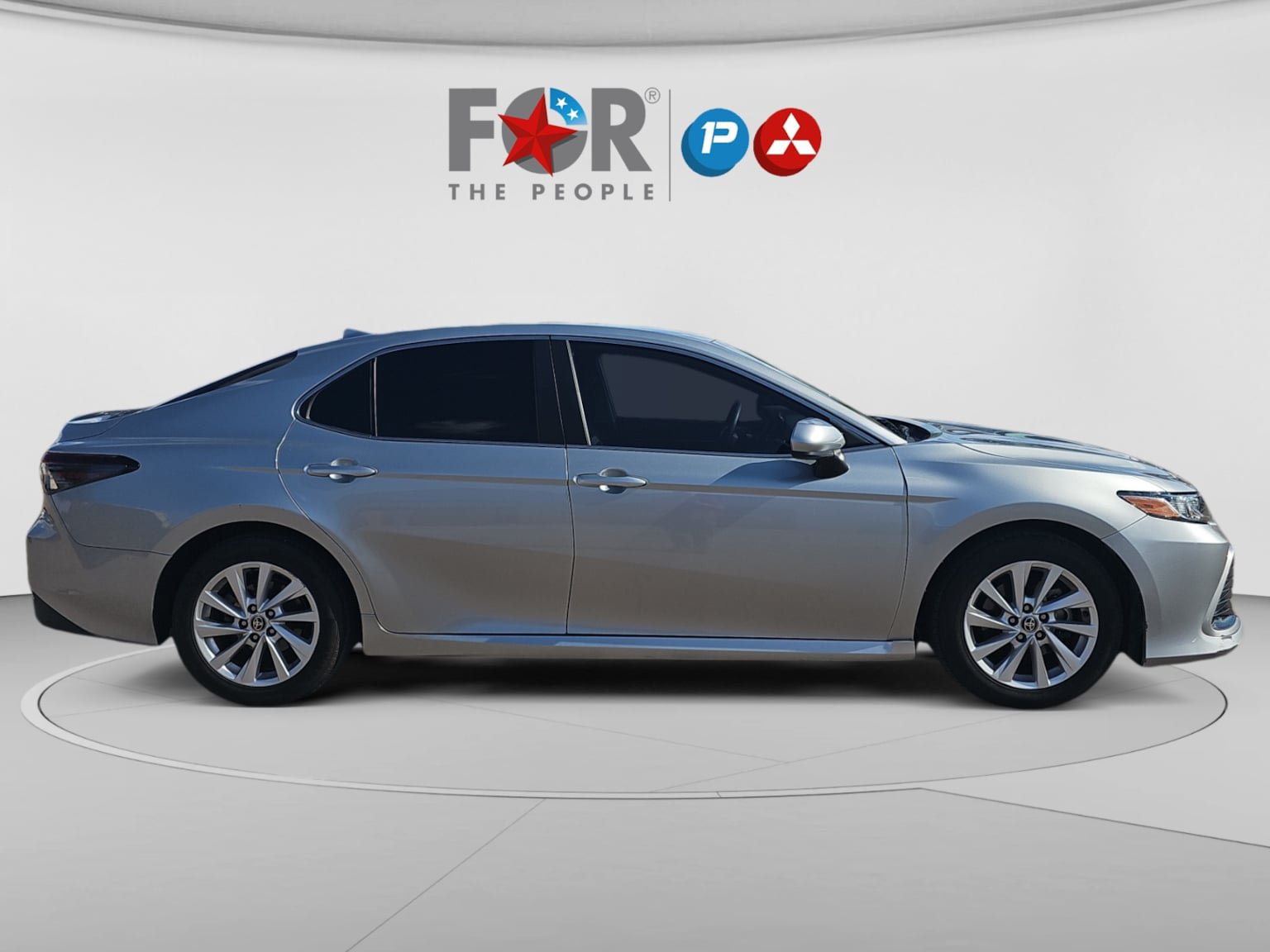 Used 2021 Toyota Camry LE FWD image 6