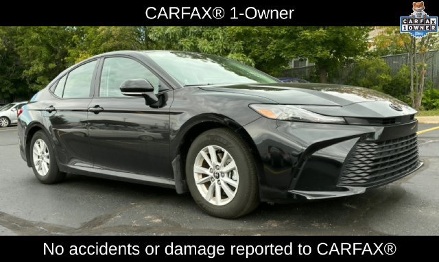Used 2026 Toyota Camry LE w/ Convenience Package FWD image 3
