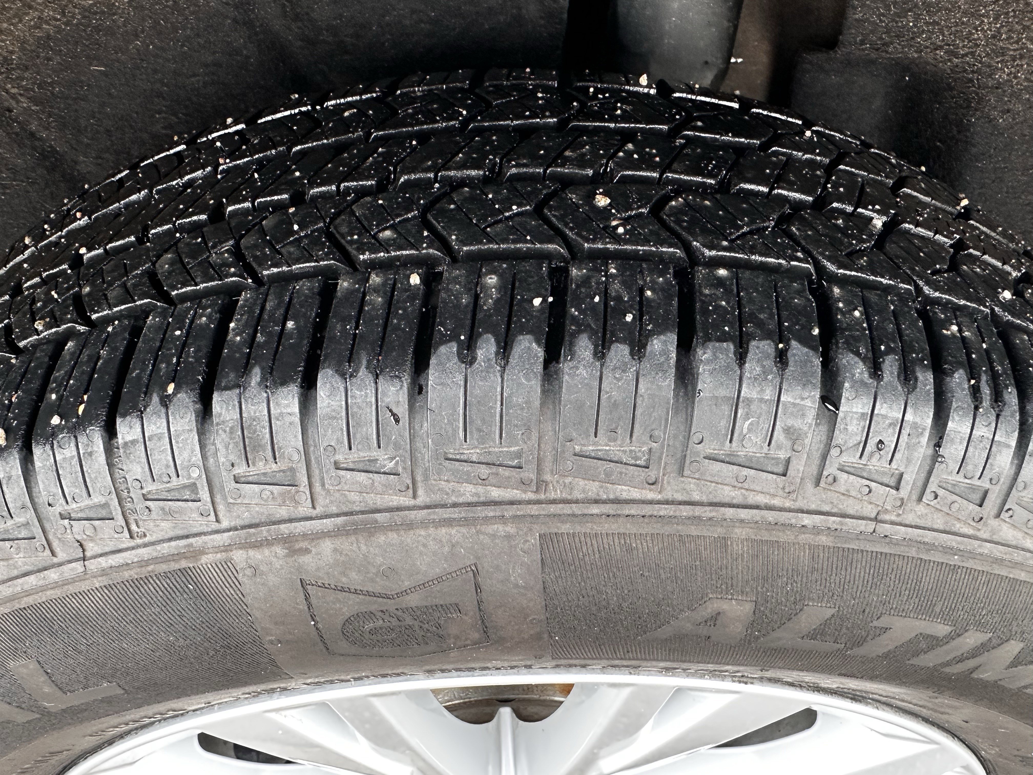 Used 2020 Volkswagen Tiguan S image 21