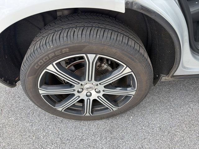 Used 2021 Volvo XC60 T5 Inscription w/ Protection Package Premier image 12