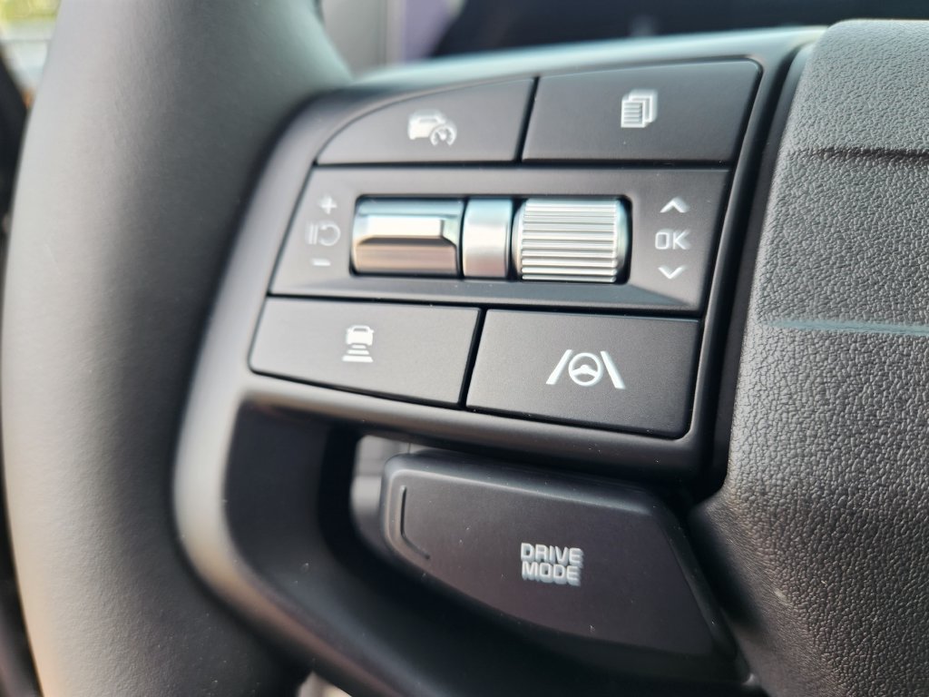 New 2026 Kia Sportage EX AWD/4WD image 17