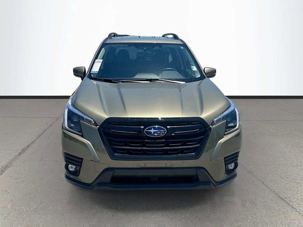 Used 2024 Subaru Forester Limited AWD/4WD image 2