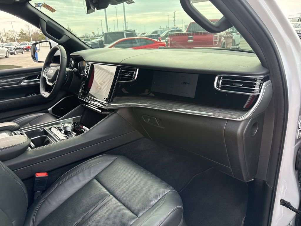 Used 2022 Jeep Wagoneer Series III w/ Convenience Group I image 32