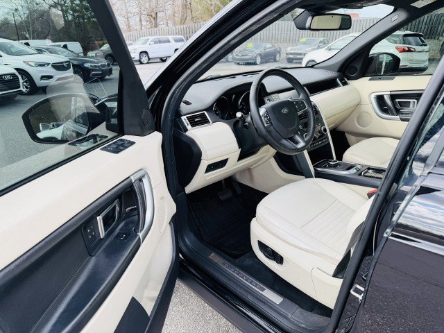 Used 2018 Land Rover Discovery Sport HSE Luxury image 9