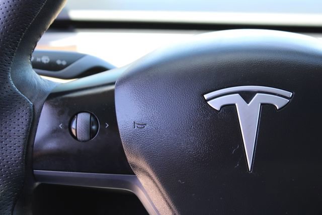 Used 2022 Tesla Model 3 Long Range AWD/4WD image 15