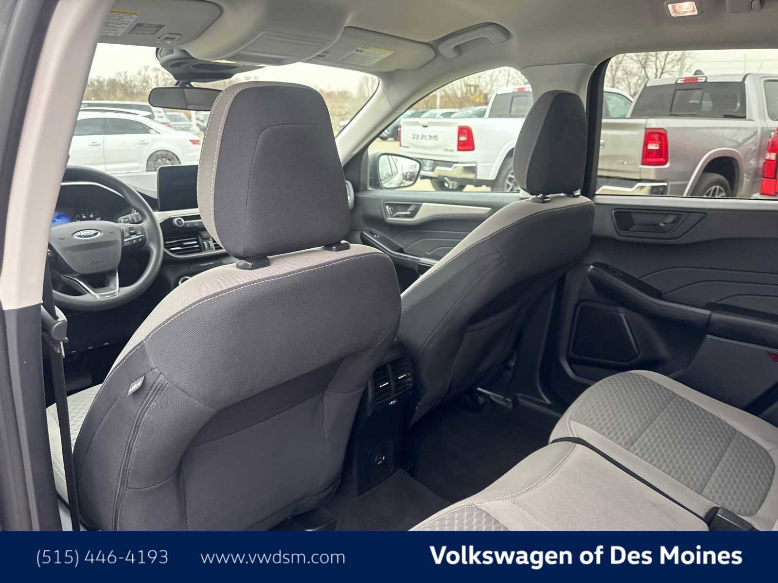Used 2022 Ford Escape SE image 13