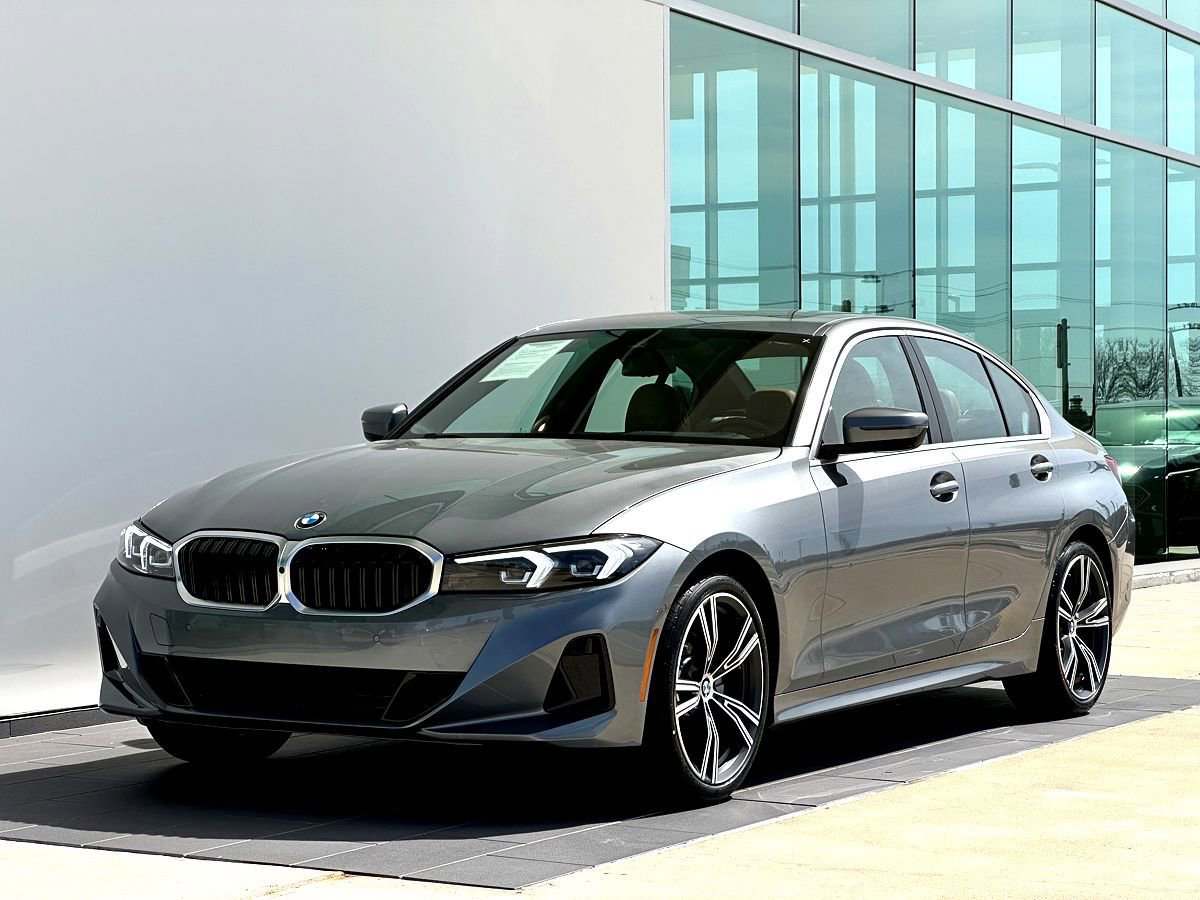 Certified 2024 BMW 330i Sedan image 9