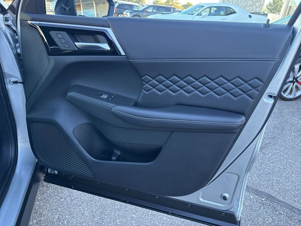 New 2025 Mitsubishi Outlander SEL Black Edition image 31