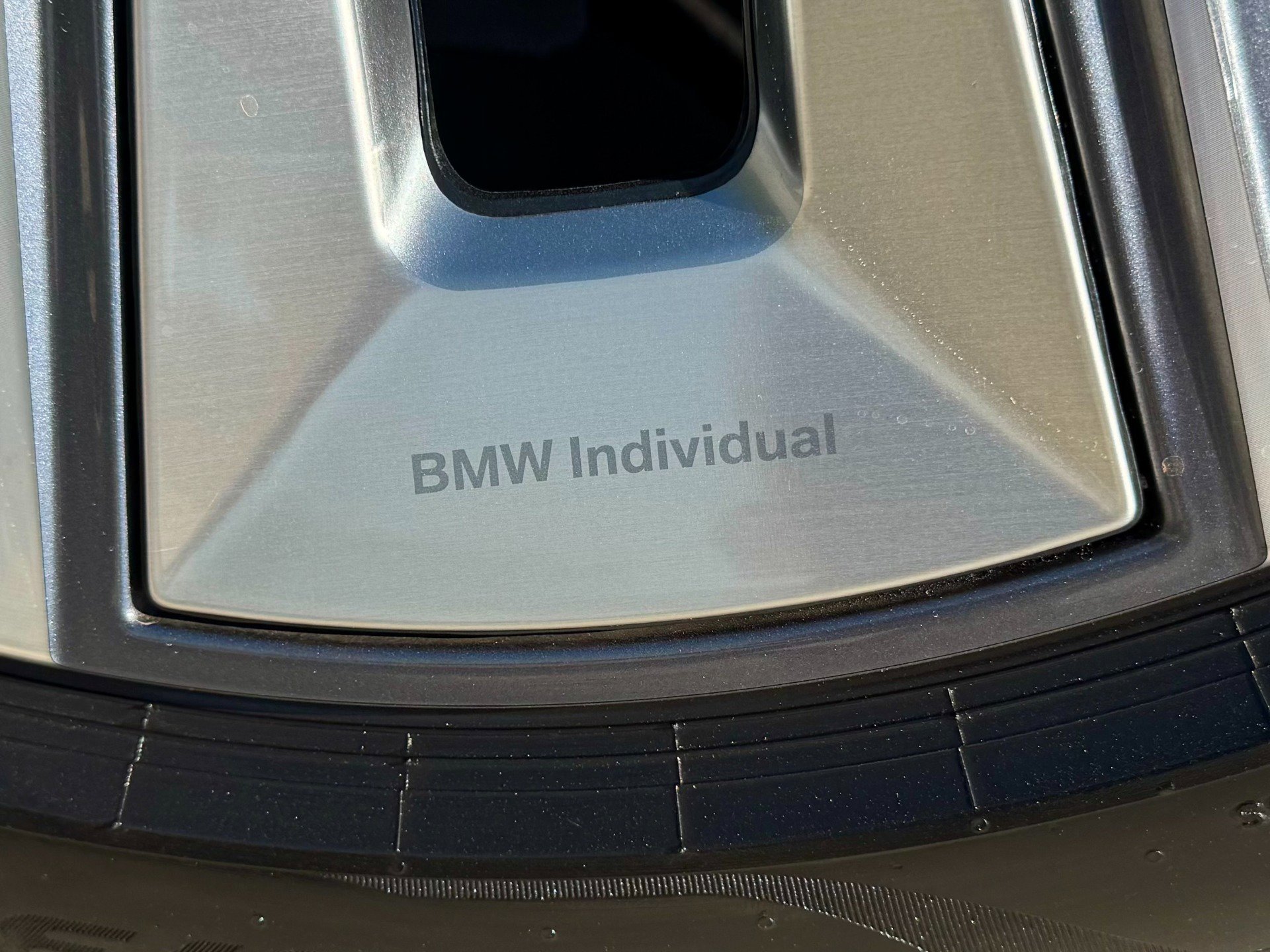 Used 2025 BMW i7 eDrive50 w/ Executive Package image 74