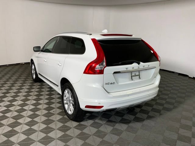 Used 2016 Volvo XC60 T5 Premier w/ Protection Package AWD/4WD image 9